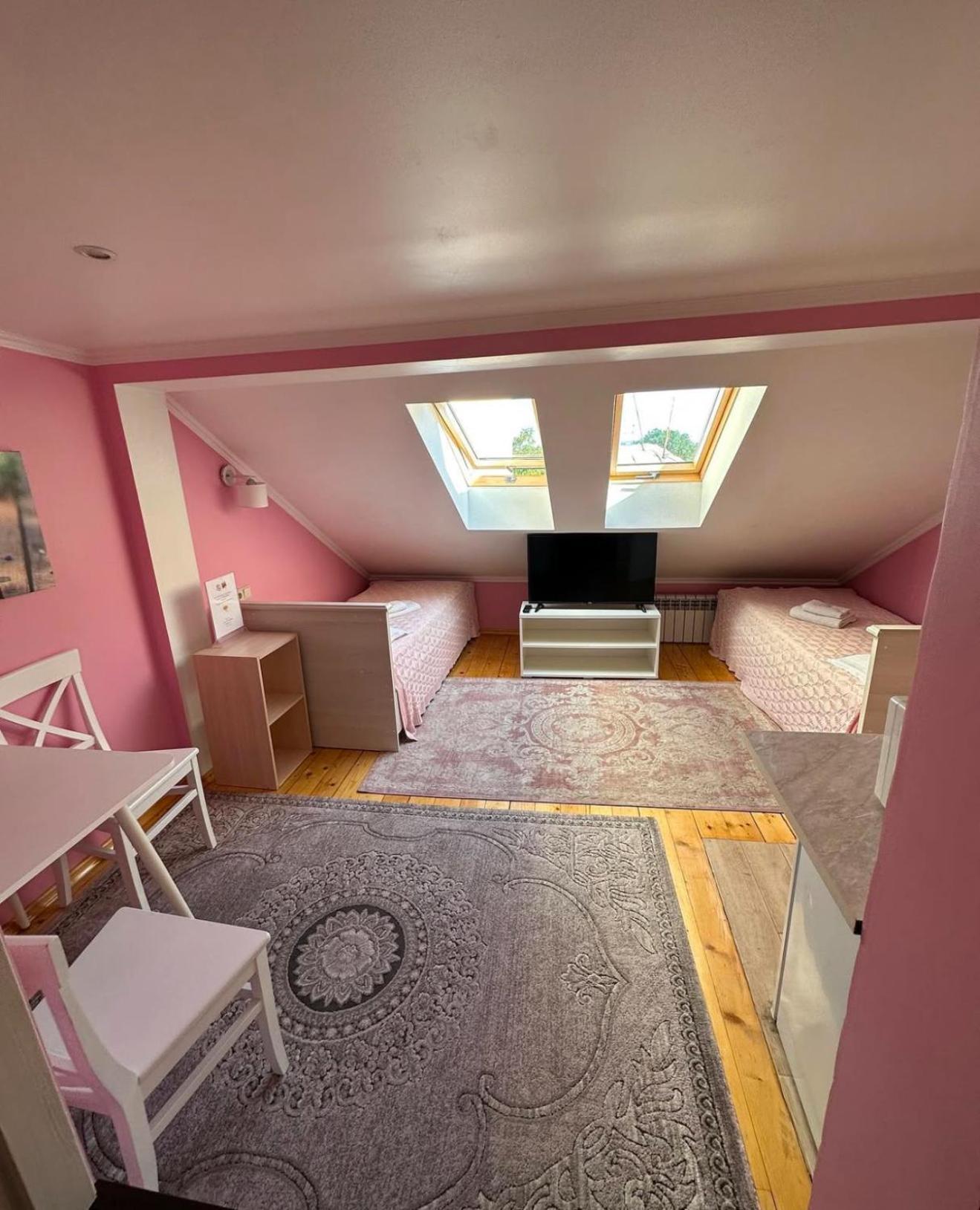 Apartamento Аpartment For Lady Chernivtsi Exterior foto